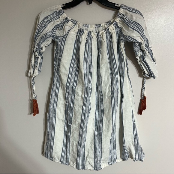 Altar’d State White Blue Striped 100% Linen Mini Dress Off Shoulder Size Small - Picture 1 of 10